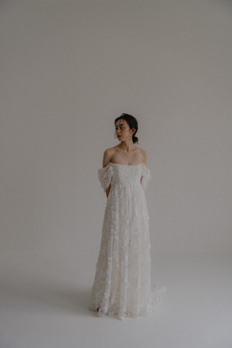 レンタルウェディングドレス - Lilia gown by BHLDN (2)