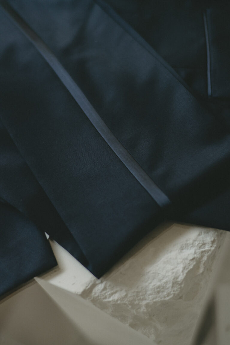 レンタルタキシード - black three piece tuxedo by Nudity original (3)