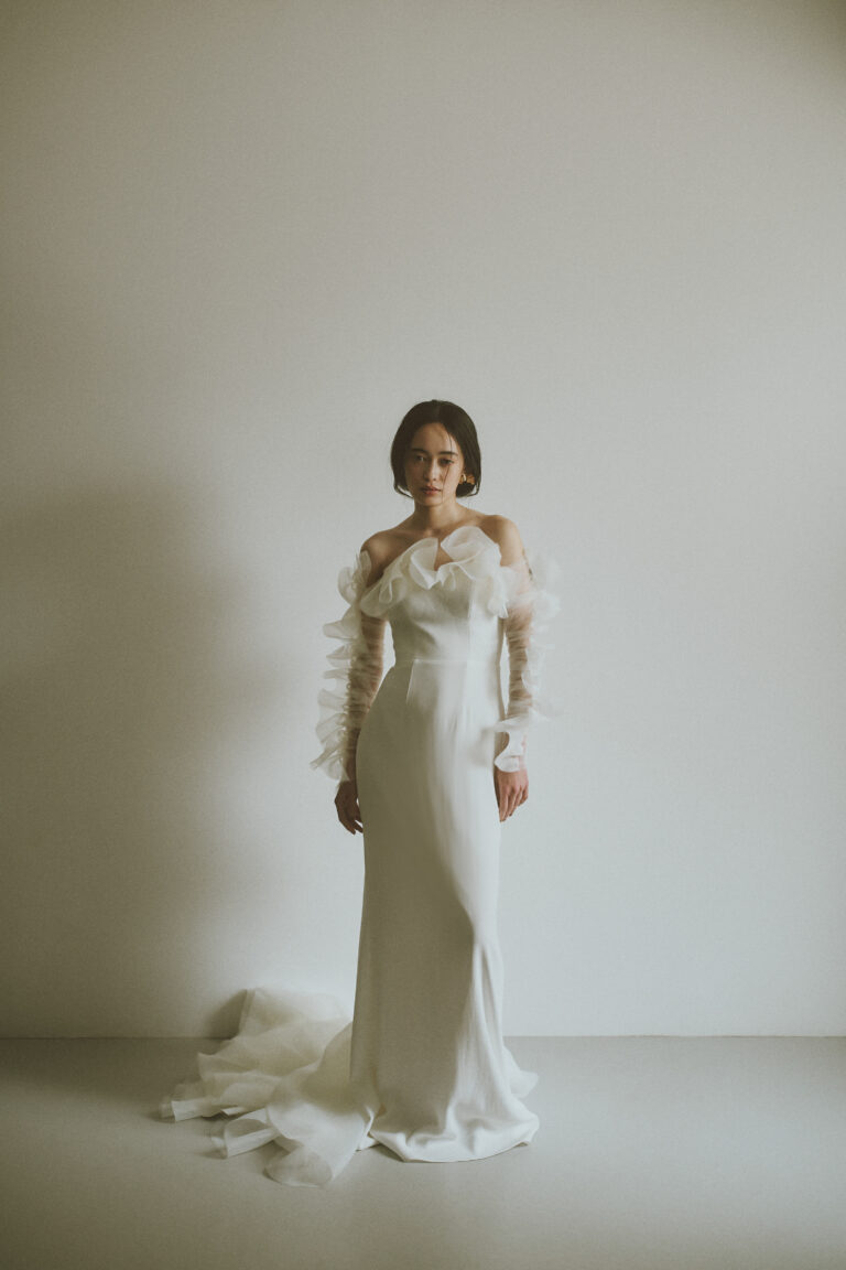 レンタルウェディングドレス -  STRAPLESS RUFFLE COLUMN GOWN WITH SLEEVES by SÉBASTIEN LUKE (1)