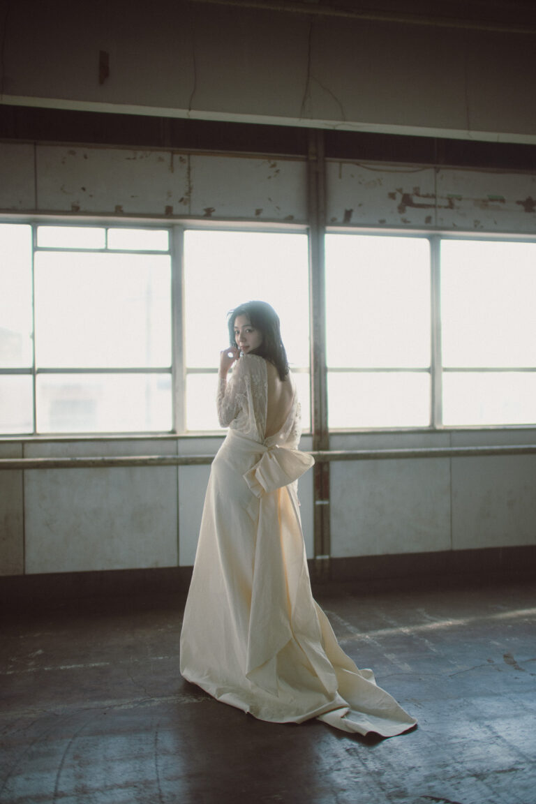 レンタルウェディングドレス - Emmanuelle top & Jara skirt by Cortana (1)