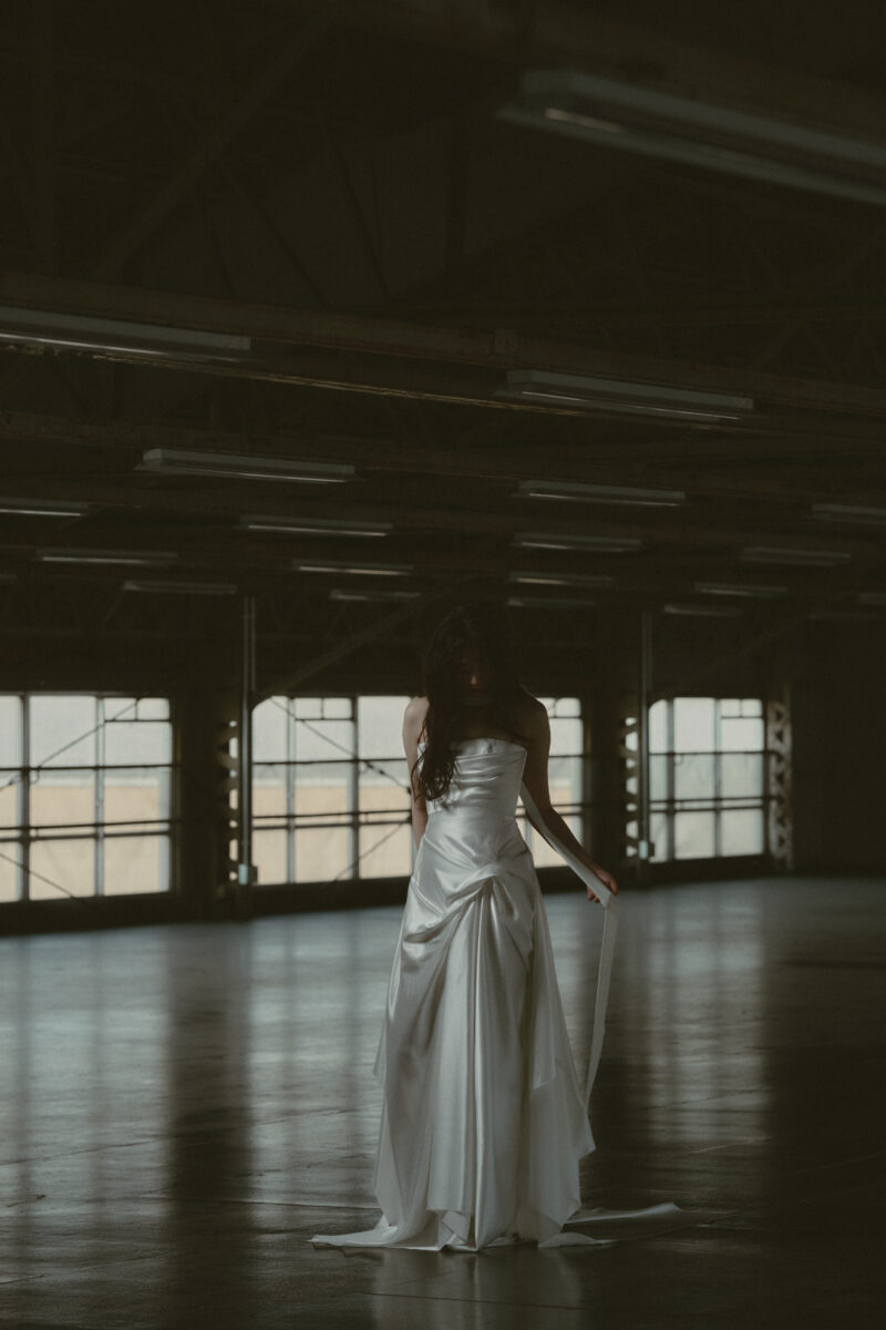 レンタルウェディングドレス - DRAPED CORSET TOP / SILK SKIRT by BON BRIDE