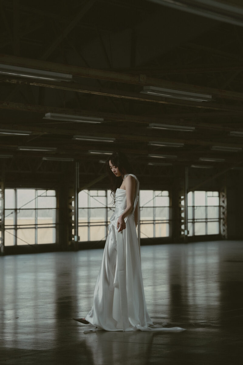 レンタルウェディングドレス - DRAPED CORSET TOP / SILK SKIRT by BON BRIDE