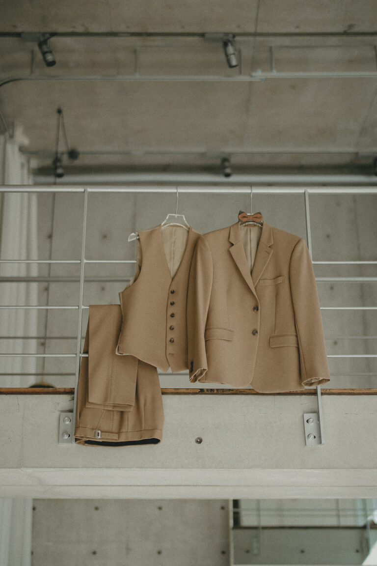 レンタルタキシード - camel three piece tuxedo by Nudity original (1)