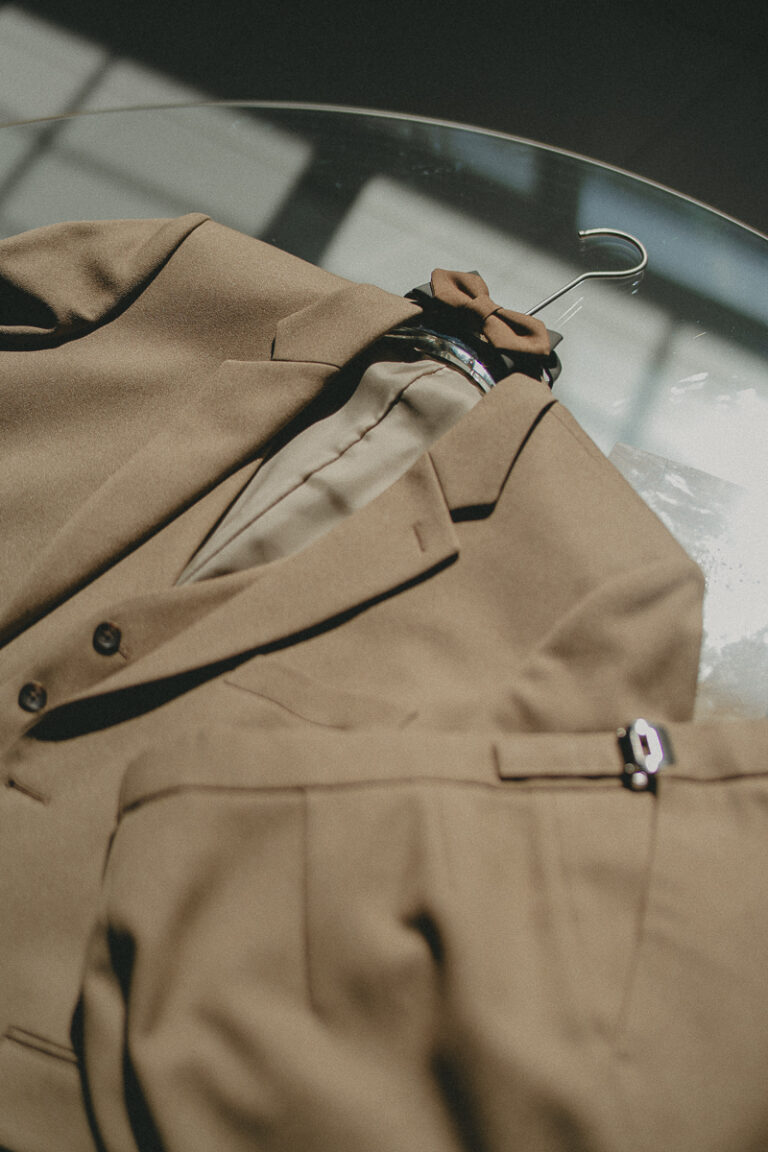 レンタルタキシード - camel three piece tuxedo by Nudity original (2)